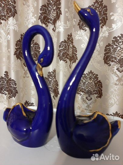 Фарфор и сувениры