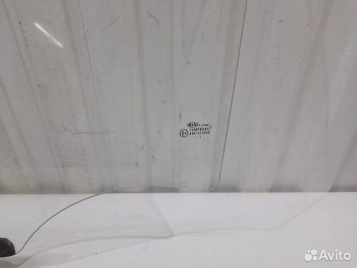 Стекло двери задней левой Kia Rio X-Line FB 1.4