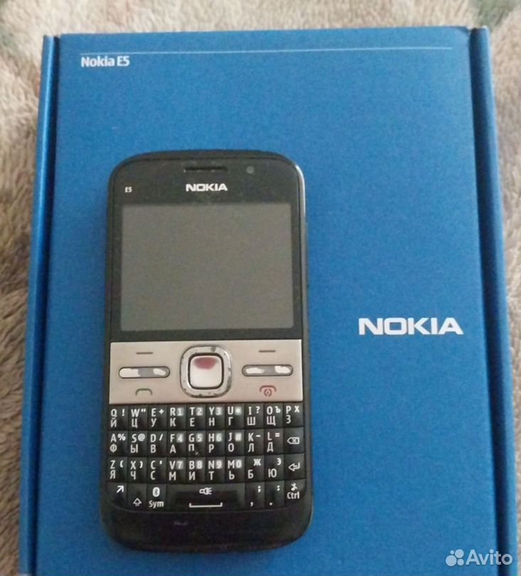 Nokia E5, 512 МБ