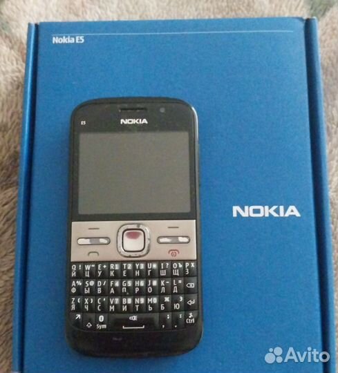 Nokia E5, 512 МБ