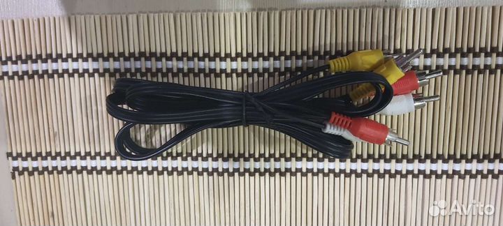 Кабель Тюльпаны 3rca-3rca