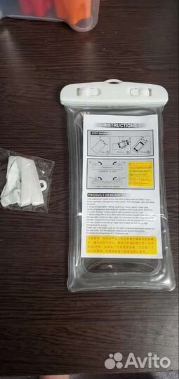 Водонепроницаемый чехол для телефона на пляж