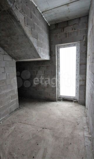 Дом 90 м² на участке 9,8 сот.