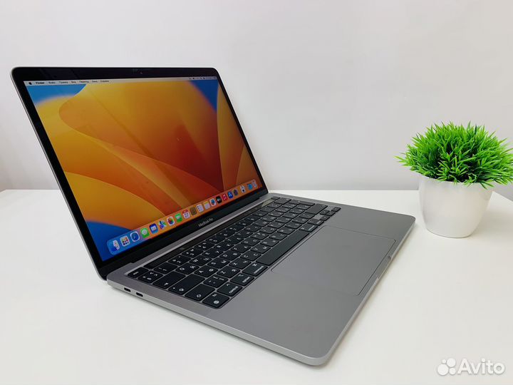 Macbook Pro 13 2022