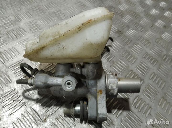 Цилиндр тормозов главный S500 221