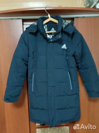 Пуховик зимний мужской, чуть выше колена