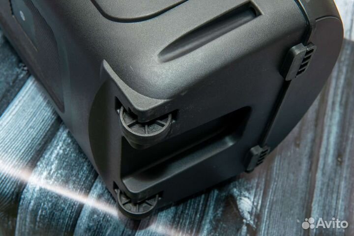 Портативная акустическая система