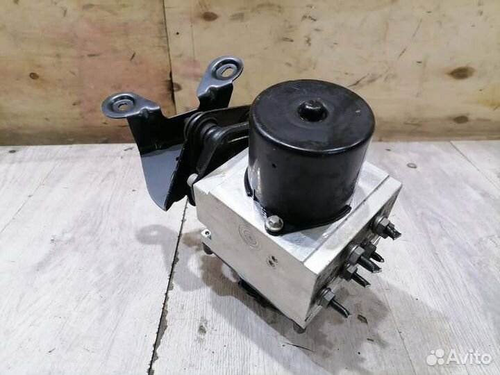 Блок ABS Vw Passat B6 2005-2011