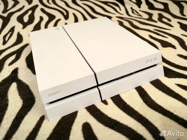 Sony PS4 Fat White 500Gb + Игры