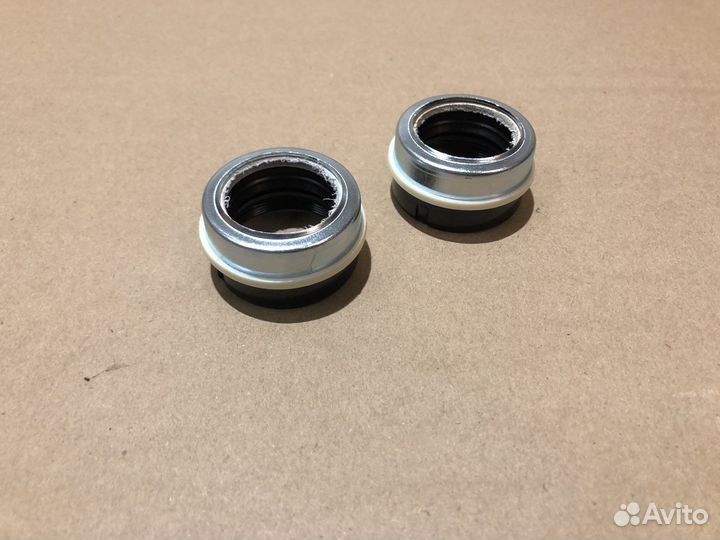 Гайки сальники передней вилки ява чезет