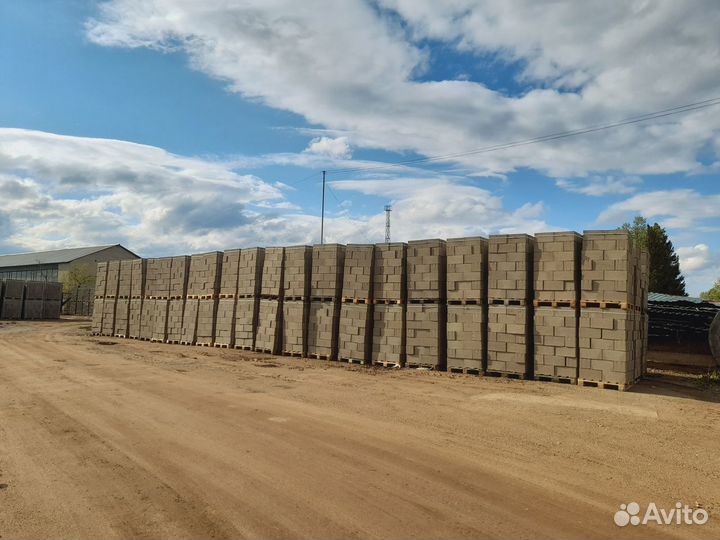 4х пустотный керамзитобетонный блок