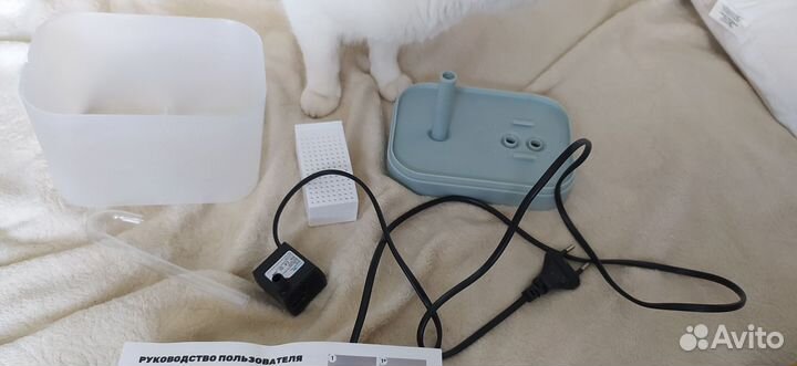 Поилка для кота