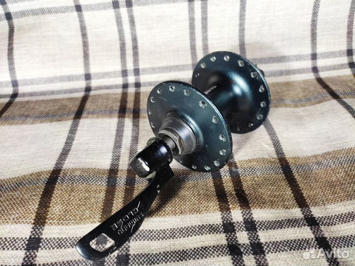 Втулка велосипедная Shimano