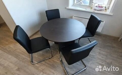 Стол для переговоров новый