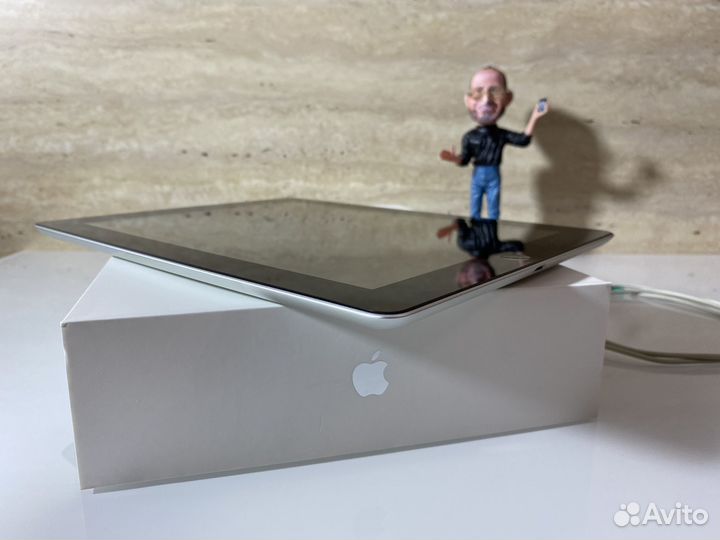 iPad 4 Wi-Fi+Симка 32Gb идеальное состояние