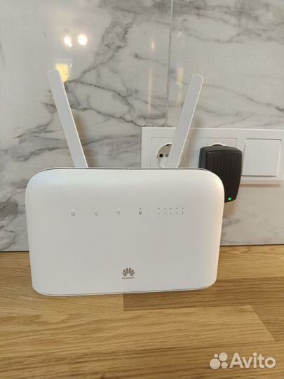 4G Роутер Huawei b715s-23c