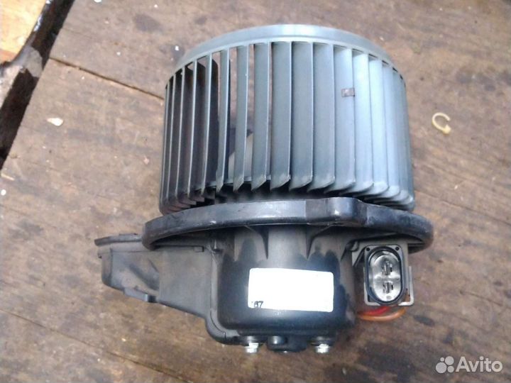 Вентилятор печки Audi A6 c5