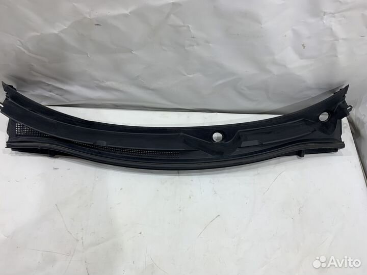 Жабо Mitsubishi Outlander 3