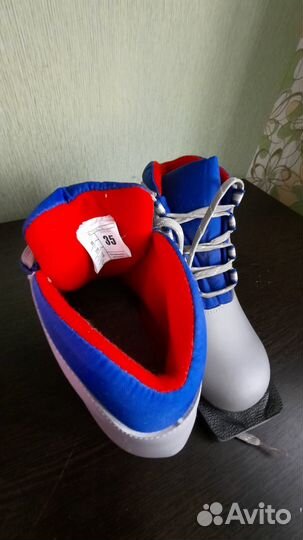 Лыжные ботинки