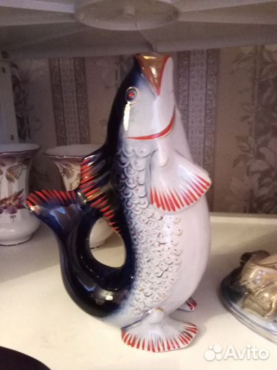 Фарфоровые статуэтка 