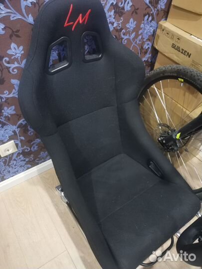 Спортивное сиденье ковш + салазки (размер М)