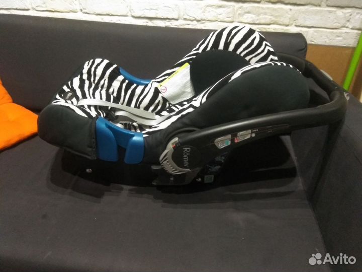 Автолюлька romer от 0 с базой