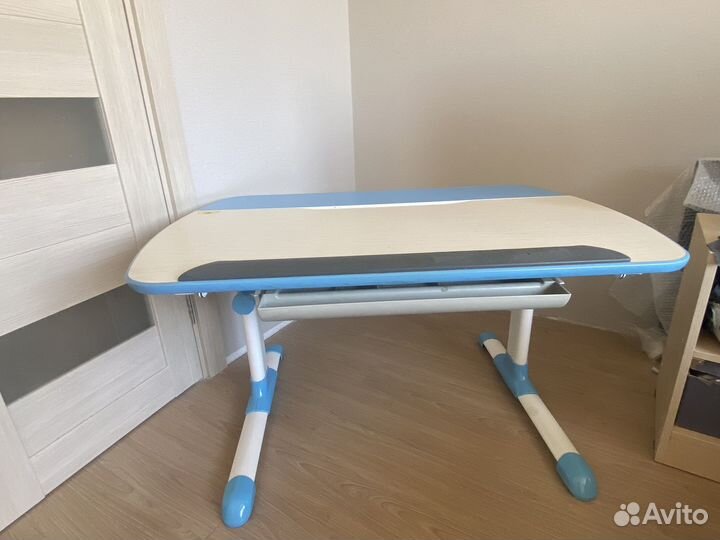 Растущая парта для школьника + стул IKEA