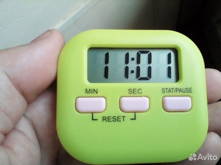 Таймер кухонный, не тихий, батарейка в комплекте