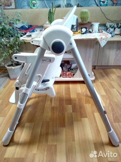 Кресло для кормления ребенка,многофункци-ое,б/у