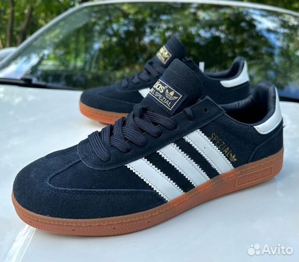 Кроссовки adidas