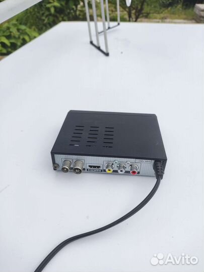 Антенна уличная с креплением и тв приёмником