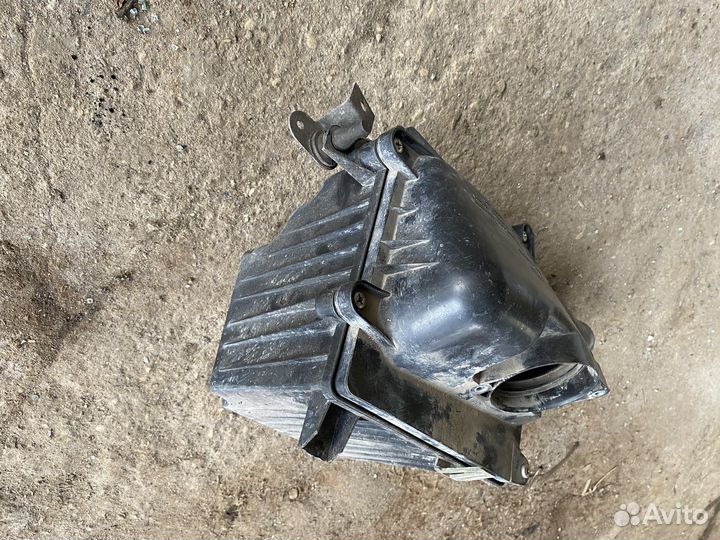 Корпус воздушного фильтра Лада Калина