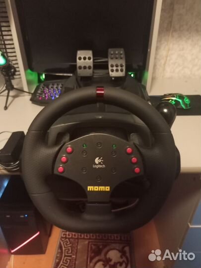 Logitech Momo Racing