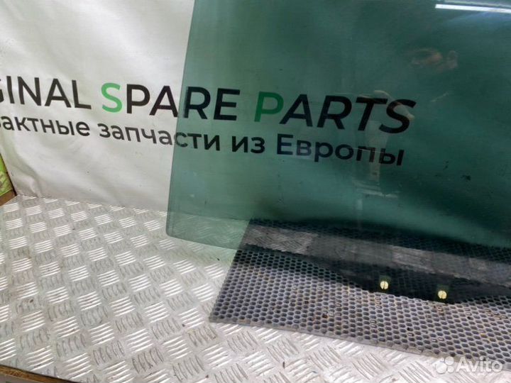 Стекло заднее левое Mazda Mpv LW5W GY-DE 2.5 2001