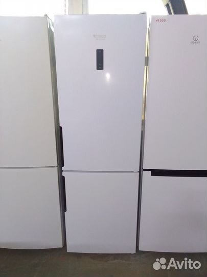 Холодильник hotpoint ariston бу
