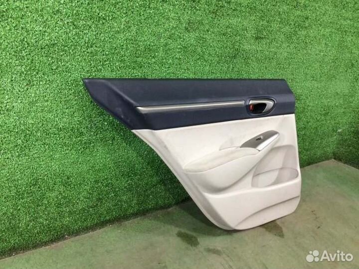 Обшивка двери задняя левая Honda Civic FD3 LDA
