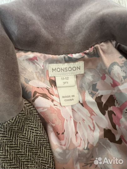 Костюм Monsoon