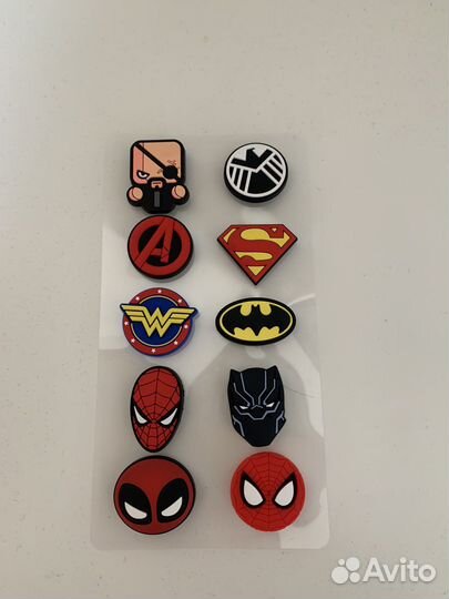 Игрушки на Crocs