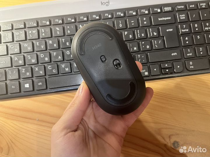 Комплект беспроводная клавиатура и мышь logitec