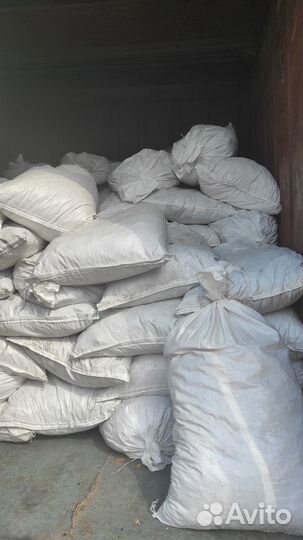 Отруби, лом и крошка печенья, вафель