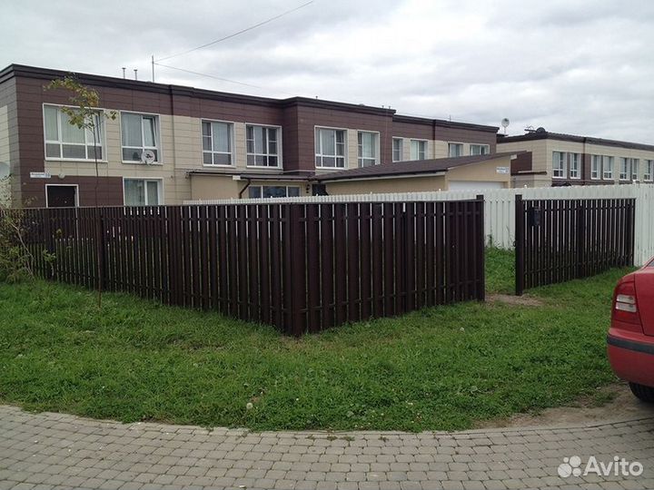 Забор из евроштакетника под ключ