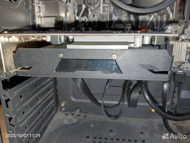 Видеокарта rx550 2gb