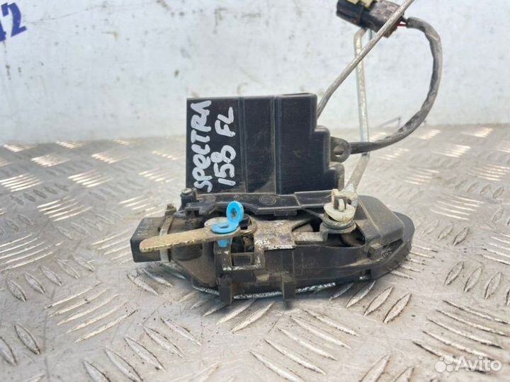 Замок двери передний левый Kia Spectra SD S6D 2007