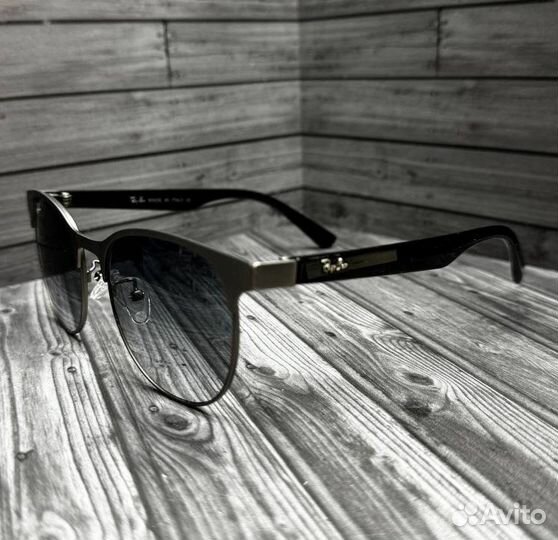 Солнцезащитные очки Ray Ban clubmaster