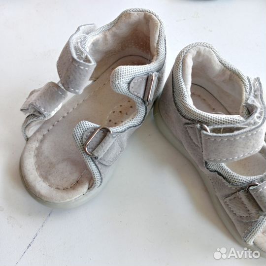 Сандалии детские