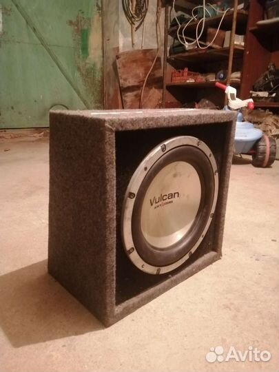 Активный сабвуфер