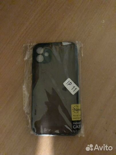Чехол на iPhone 11