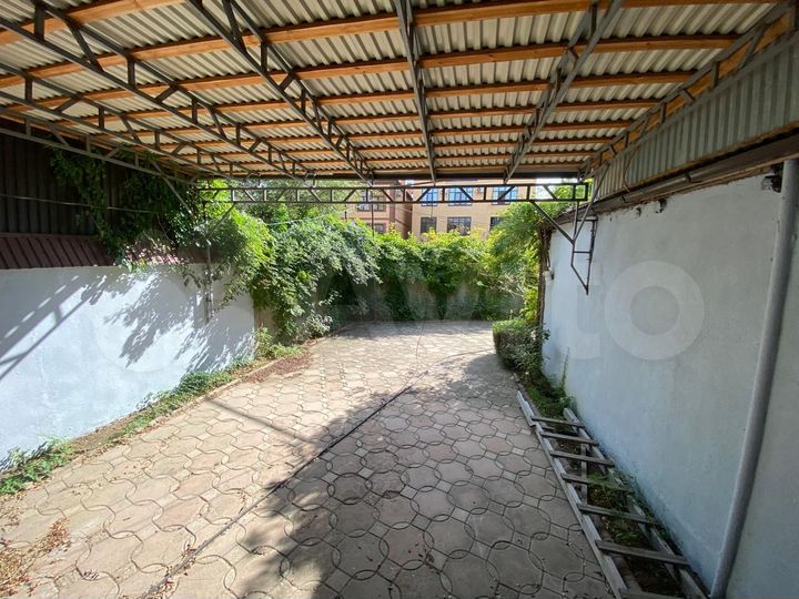 Дом 250 м² на участке 6 сот.