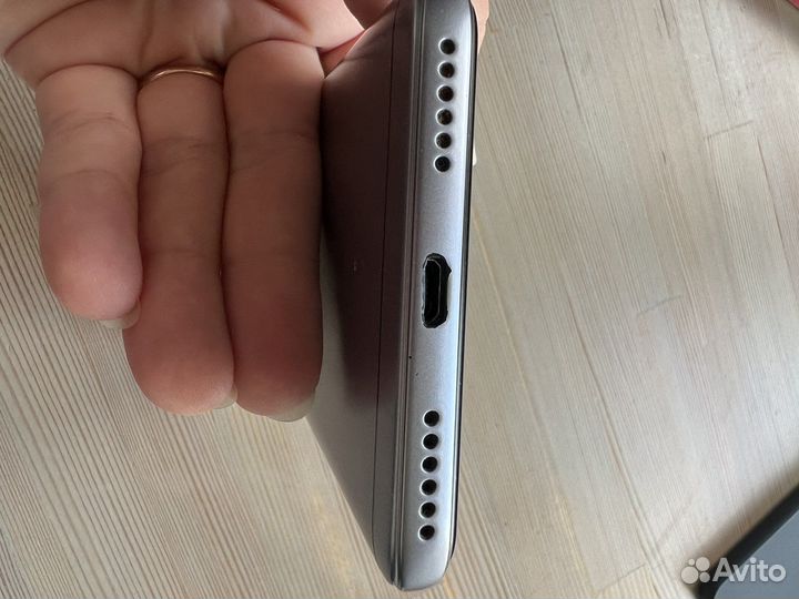 Телефон Xiaomi redmi note 5A 4/64