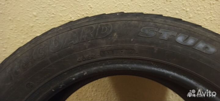 Yokohama Ice Guard Stud IG55 215/60 R17 103T